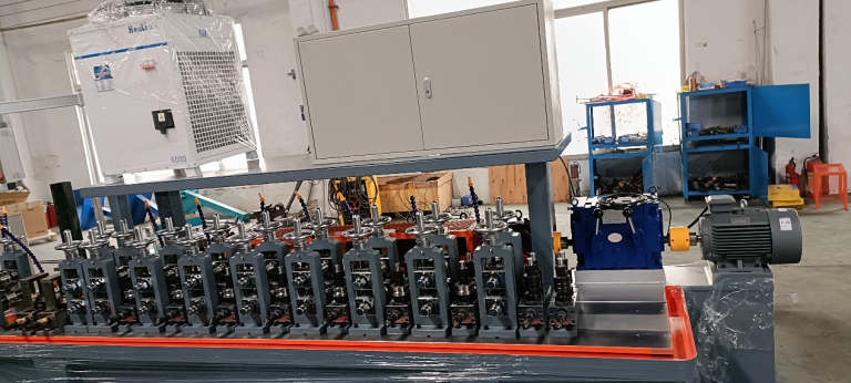  small BP40 Industrial carbon steel pipe making machine  steel pipe making machine  square pipe welding machine production line  industrial SS pipe making machine 